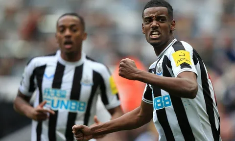 NUFC vs TOTTENHAM - Trận đấu điên rồ trong cuộc đua tranh top 4