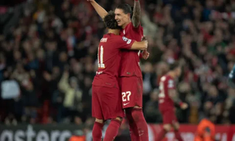 Hạ Napoli, Salah nhắc đến Nunez