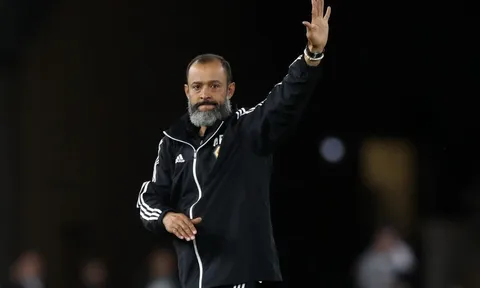 CHÍNH THỨC: Cựu HLV Tottenham bị sa thải sau mâu thuẫn với Benzema
