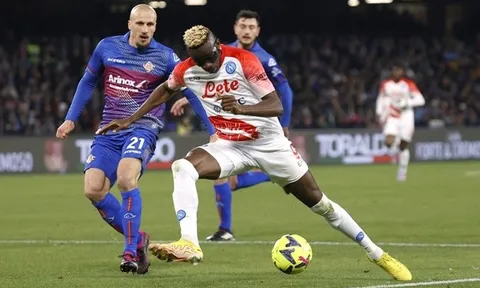 Bộ đôi tiền đạo Napoli tiếp tục khuấy đảo Serie A