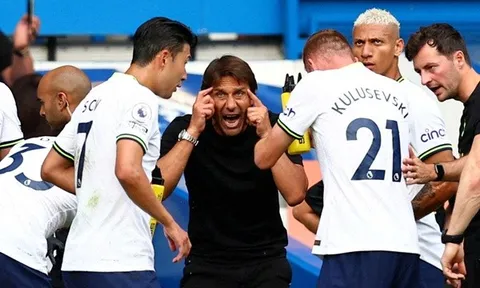 Antonio Conte rời Tottenham: Thành công ít, hỗn loạn nhiều