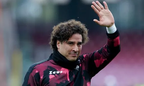 Ochoa gây sốt với pha cứu thua trước Inter