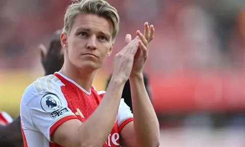 Odegaard được chọn là cầu thủ xuất sắc thứ nhì Premier League