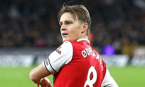 Odegaard nói về 2 ngôi sao đẳng cấp của Arsenal