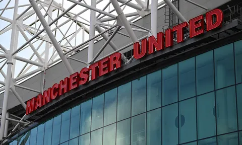 Qatar tiến thêm một bước để hỏi mua Man Utd