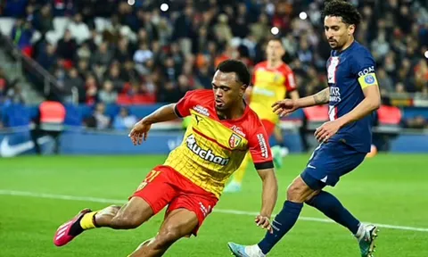 Arsenal xem giò ngôi sao ghi 10 bàn/9 trận
