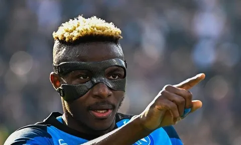 Man Utd, Chelsea nhận 'cú tát' từ chủ tịch Napoli