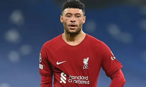 3 CLB Premier League săn đón tiền vệ Liverpool