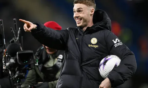 Pochettino ngả mũ trước Cole Palmer