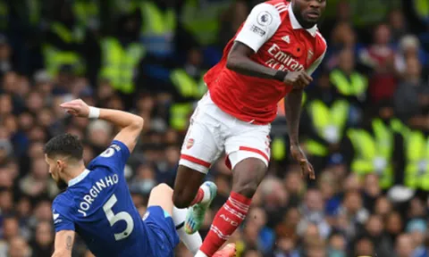 Vì sao Partey bị la ó ở Stamford Bridge?