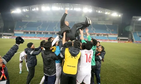 'Cả 2 nền bóng đá Việt Nam và Thái Lan cũng chỉ có thể đến đó'