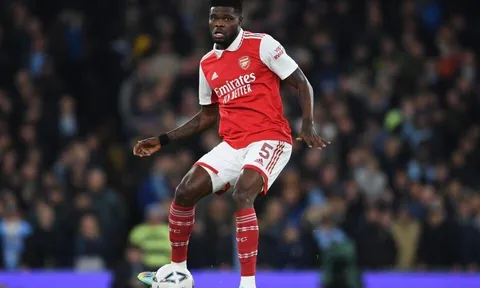 Partey vẫn khiến CĐV Arsenal lo lắng