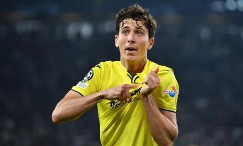 Chelsea tăm tia hàng hot châu Âu