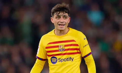 Pedri gửi thông điệp đến CĐV Barcelona