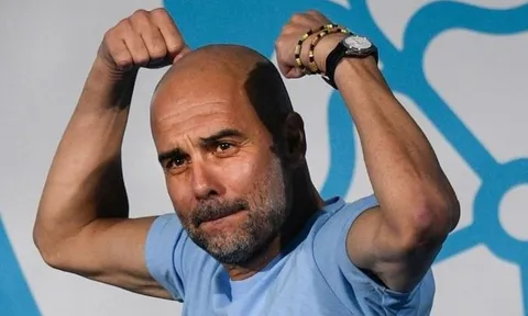 Pep chế nhạo Lukaku