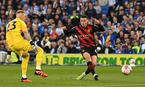 Pep cập nhật tình hình của Foden và Stones