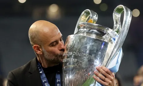 Pep Guardiola tặng tiền cho nhân viên Man City
