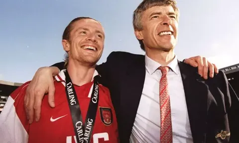 "Tôi nghe cô ấy và quyết định rời Arsenal"