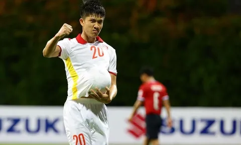 Phá lưới Lào, Phan Văn Đức được AFF vinh danh