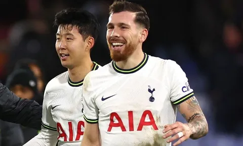 Phản ứng của cầu thủ Tottenham về bài phát biểu công kích của Conte