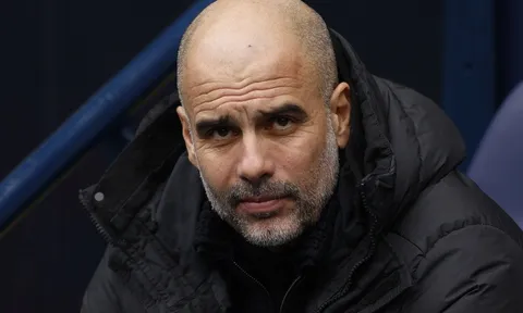 Phản ứng của Pep Guardiola khi Cancelo gặp khó khăn ở Bayern