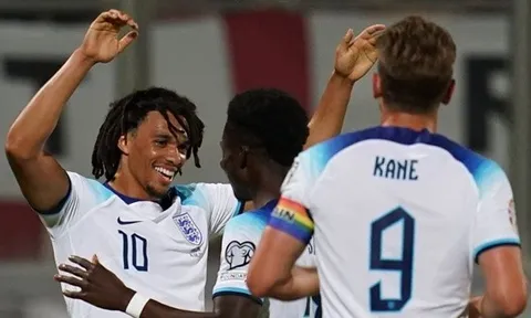 Phát kiến của Klopp giúp tuyển Anh sở hữu 'cỗ máy chuyền bóng'