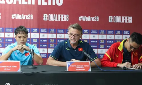 HLV Philippe Troussier nói thẳng về áp lực khi dẫn dắt ĐT Việt Nam