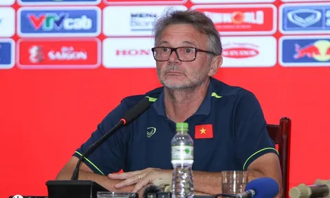 HLV Philippe Troussier: Tôi không gọi cầu thủ dựa trên danh tiếng
