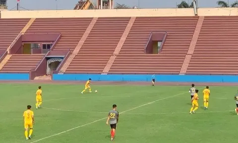 CLB V-League bị phạt tiền tỷ; U23 Việt Nam thắng Phú Thọ