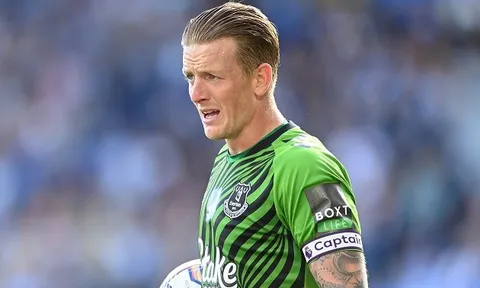 Pickford 'gieo sầu' cho M.U