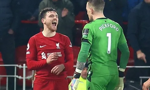 Pickford đằng đằng sát khí, Robertson phản ứng khó tin