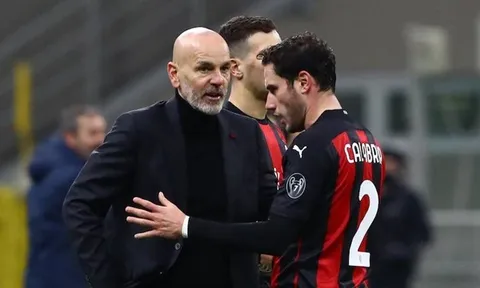 Nội bộ AC Milan bất hòa sau trận thua trước PSG