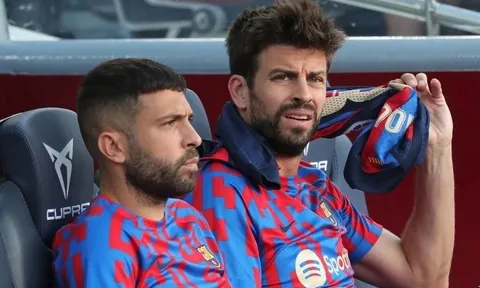 Pique có thể tiếp tục thi đấu ở La Liga