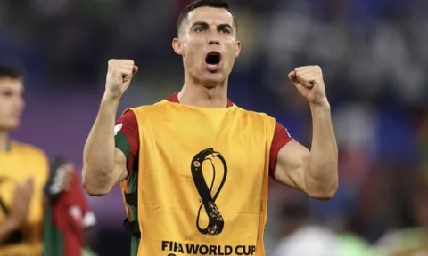 Pirlo: Ronaldo đã lên kế hoạch cho bài phỏng vấn về MU