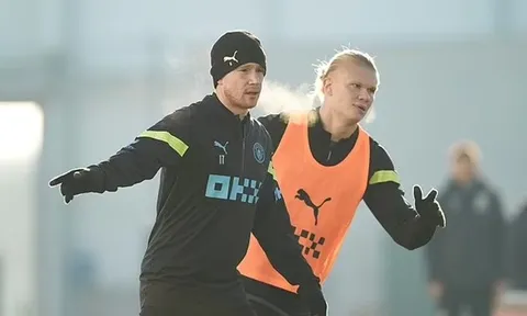 Premier League run rẩy vì hình ảnh của De Bruyne và Haaland