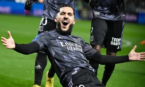 PSG bị chê gửi đề nghị xúc phạm cho tài năng 19 tuổi