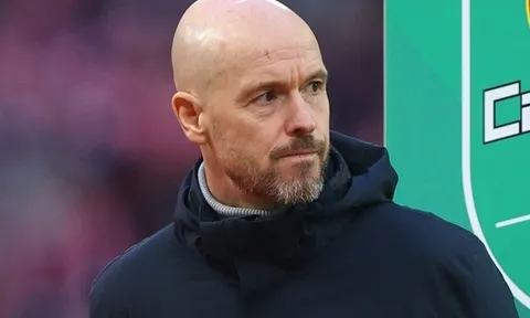 Ten Hag nên học Pep để giải quyết vấn đề của MU