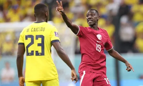 Qatar bị Ecuador hạ đo ván: Khi chủ nhà còn chẳng dám "đá bóng"