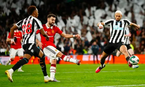 Phát hiện đội bóng bứt tốc ở cuộc đua top 4 Premier League