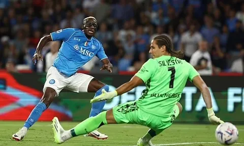 Quan hệ rạn nứt, Osimhen chống đối Napoli ra mặt