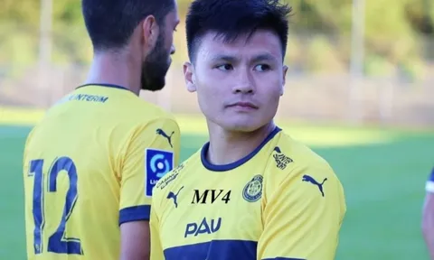 Quang Hải xuống đá cho CLB Pau B ở giải hạng 5