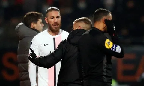 PSG bị cầm hòa trong ngày Ramos nhận thẻ đỏ