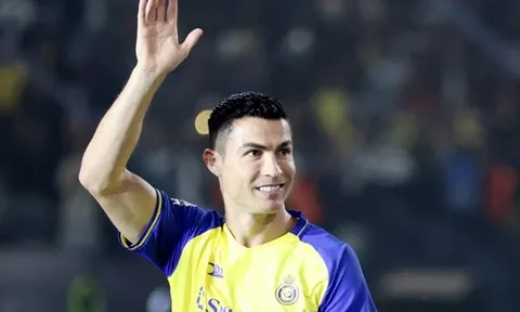 Ronaldo tới Saudi Arabia và bước lùi của bóng đá Trung Quốc