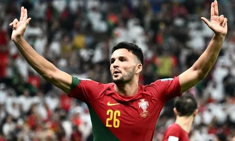 Xác nhận: M.U cử tuyển trạch viên theo sát Ramos
