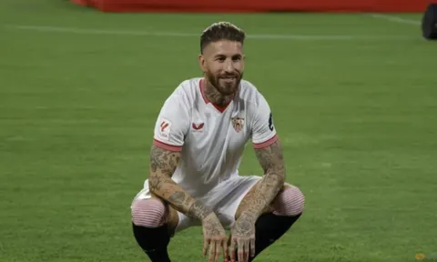 Ramos lắc đầu trước đề nghị từ PSG