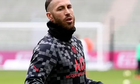 Ramos lại dính chấn thương
