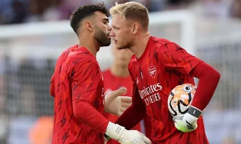 Ramsdale có quyết định với Chelsea