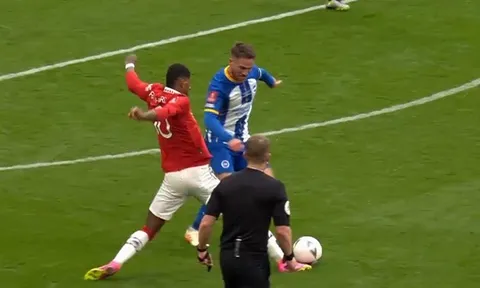 Rashford làm Allister bẽ mặt