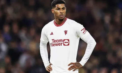 "Rashford biến mất không dấu vết"