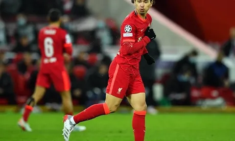 “RB Salzburg với Haaland, Hwang, Daka, Liverpool lại chọn Minamino”